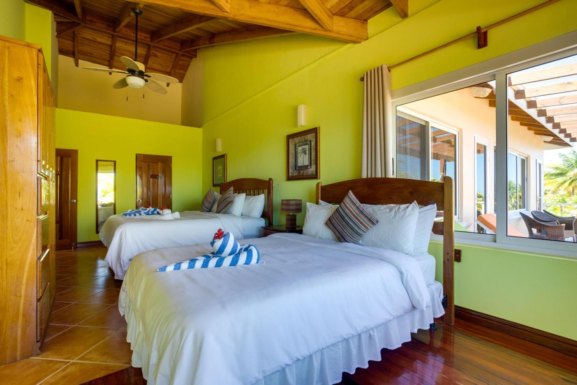 Laru Beya Resort Placencia Екстер'єр фото