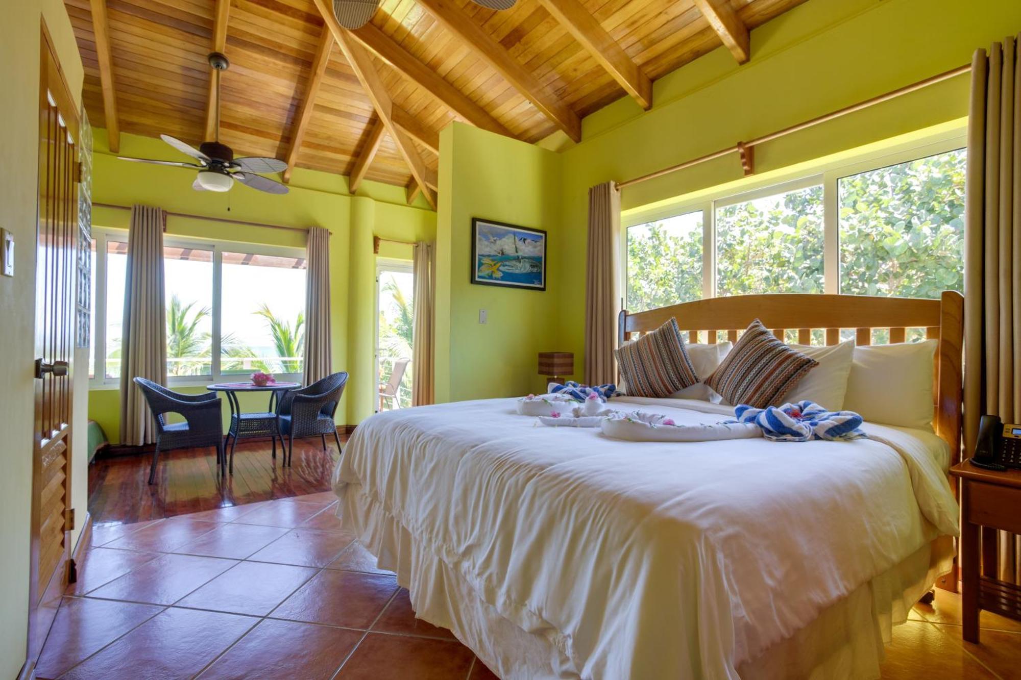 Laru Beya Resort Placencia Екстер'єр фото