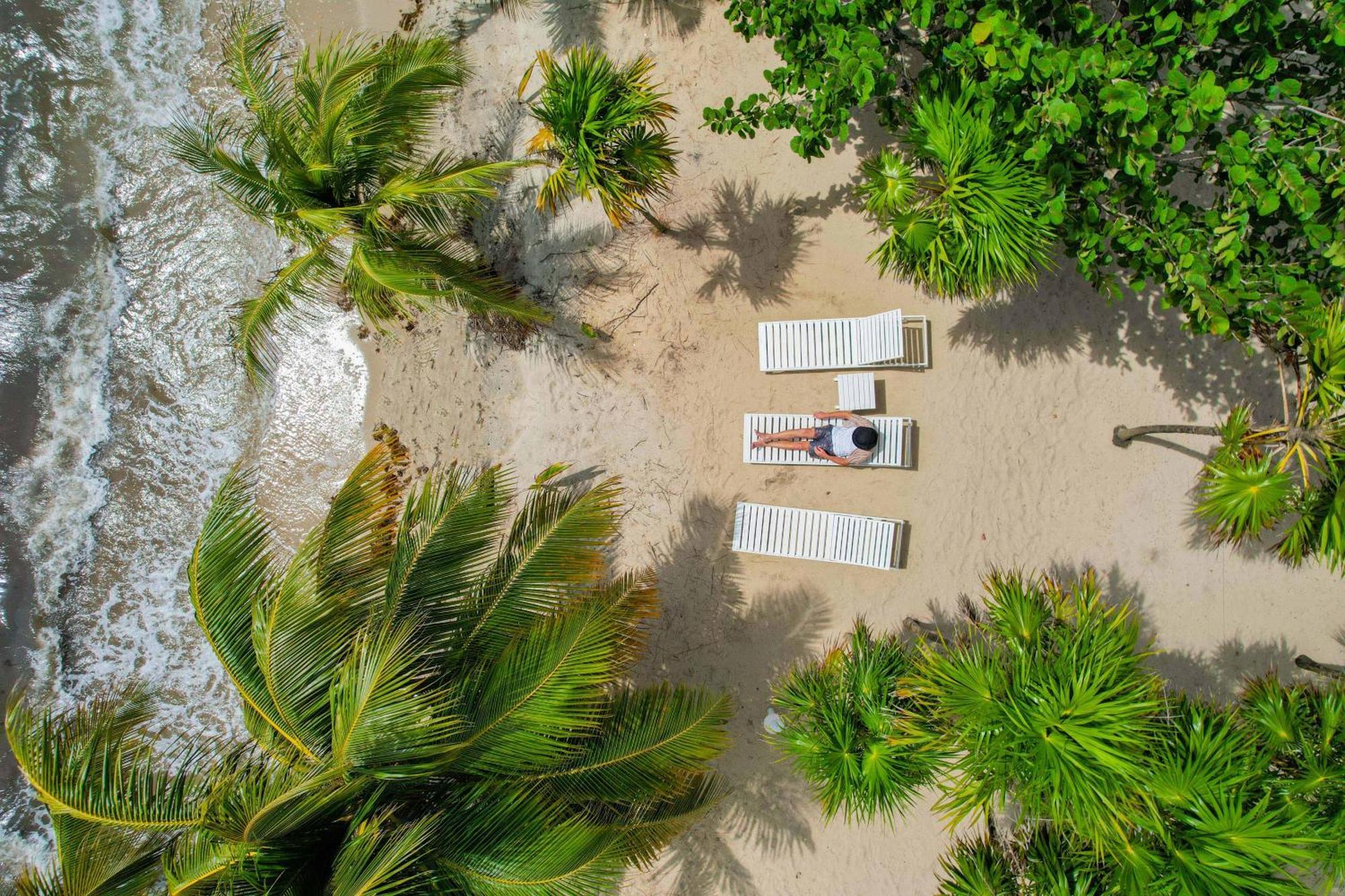 Laru Beya Resort Placencia Екстер'єр фото