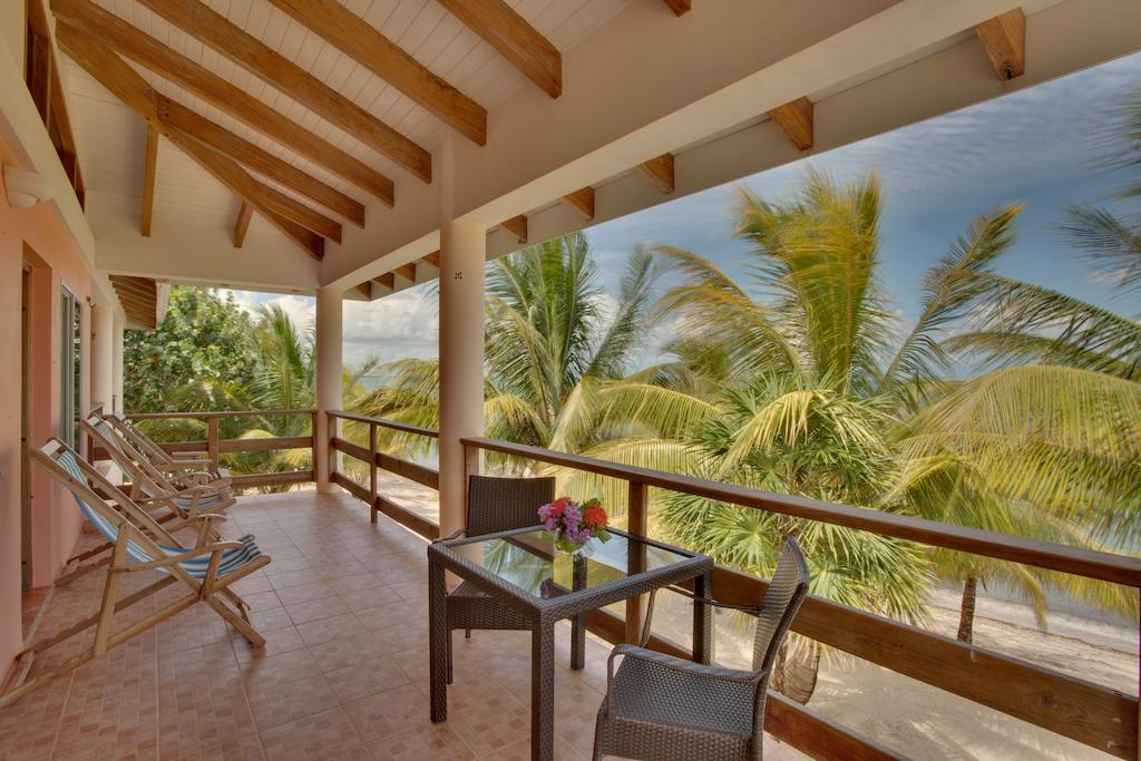 Laru Beya Resort Placencia Екстер'єр фото