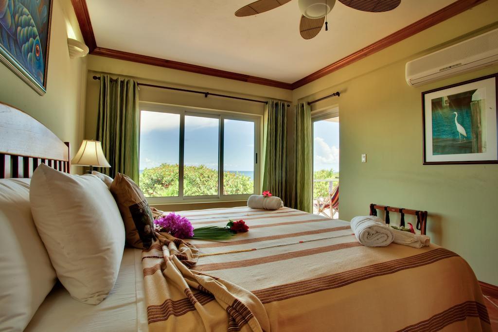 Laru Beya Resort Placencia Екстер'єр фото